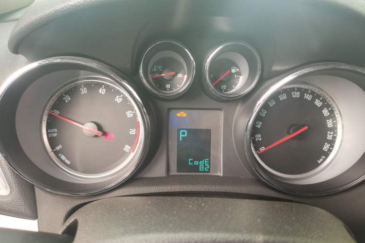 Used Buick Encore 2015 1.4T Automatic Two-Wheel Drive Urban Elite Version