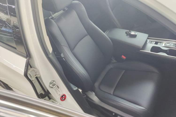 Used Honda Accord 2018 Rui Hybrid 2.0L Rui Ling Edition China VI
