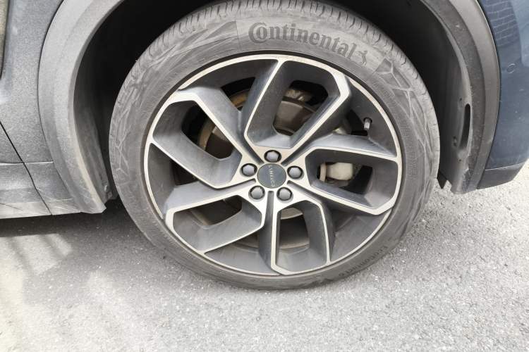 Used Lynk & Co 05 2020 2.0TD Two-Wheel Drive Shine Halo