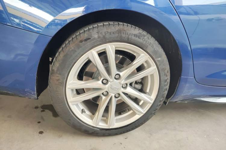 Used Cadillac CT4 2020 28T Fashion Edition Right Rear Wheel Hub