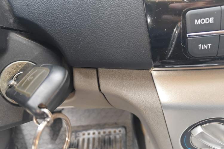 Used Changan Alsvin V3 2012 1.3L Manual Comfort Version China IV Standard