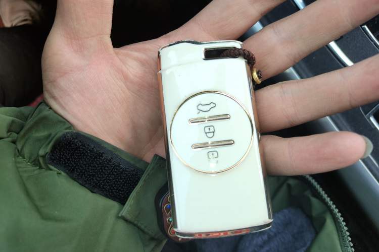 Used EXEED Lingyun 2019 1.6T Two-Wheel Drive Diamond Edition Vehicle Key