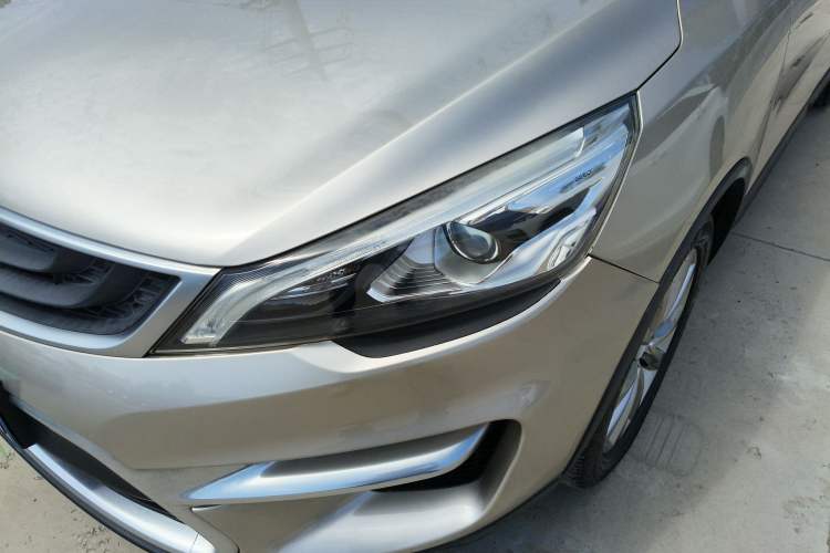 Used Geely Auto Emgrand GS 2016 Sport Edition 1.8L Automatic LingShang Model Left Front Headlight