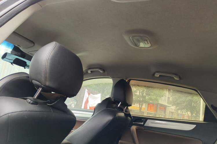 Used JAC Group Refine S5 2015 1.5T Automatic Elite Model