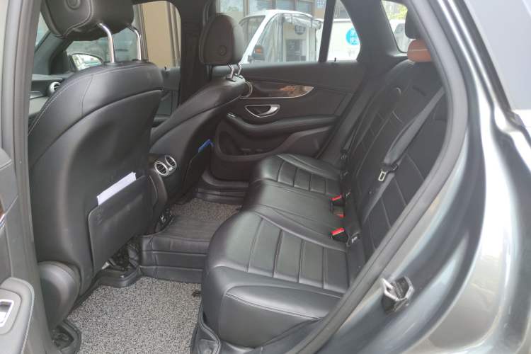 Used Mercedes-Benz GLC 2019 Facelift GLC 260 L 4MATIC Luxury Model