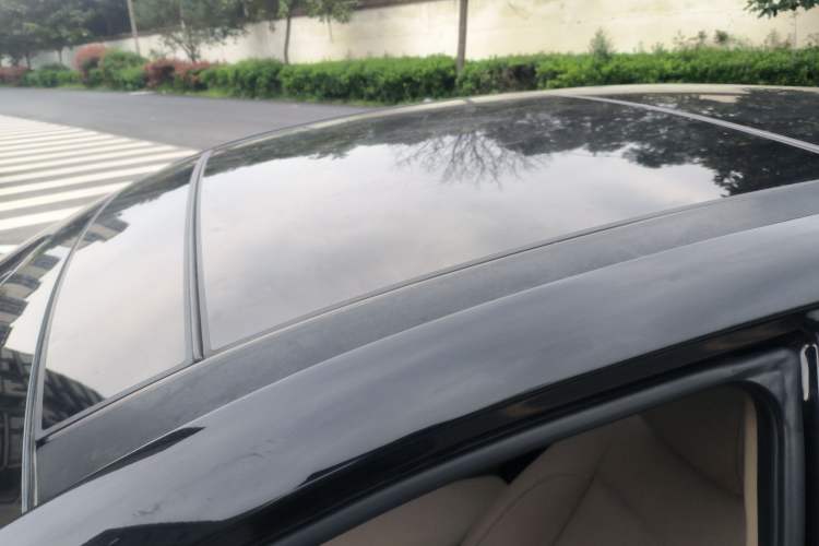 Used Hyundai Mistra 2014 1.8L Automatic Deluxe DLX Model Roof