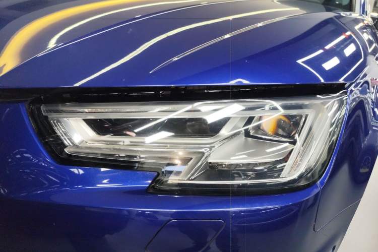 Used Audi A4L 2019 40 TFSI Fashion Version China V