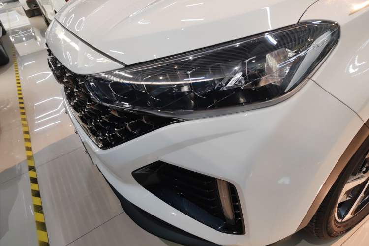 Used Hyundai ix35 2021 2.0L Automatic 2WD GLS Leading Edition Left Front Headlight
