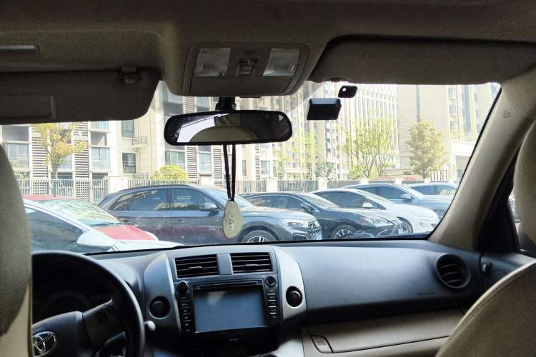 Used Toyota RAV4 2010 2.0L Automatic Deluxe Upgrade Edition Headliner