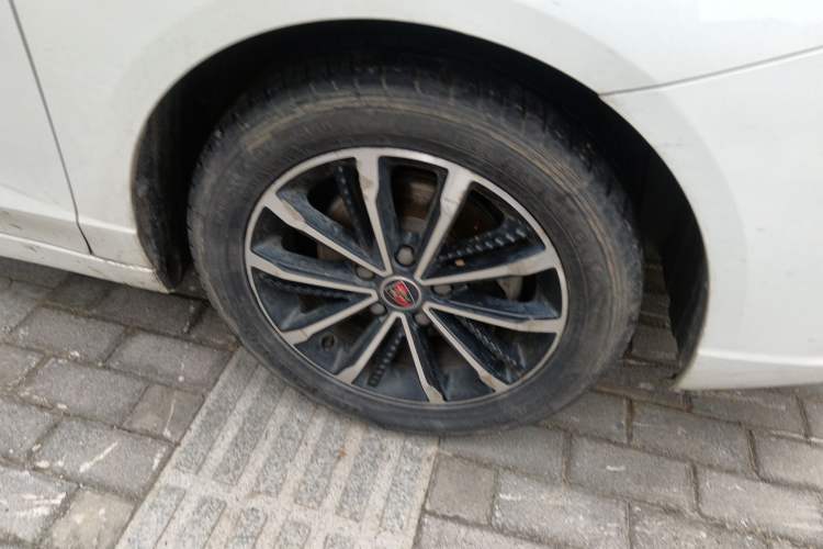 Used Roewe i5 2020 1.5L Automatic 4G Connect Luxury Flagship Edition