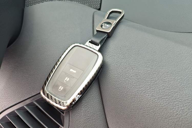 Used Toyota Levin 2022 Dual-Motor 1.8H E-CVT Sport Edition Vehicle Key