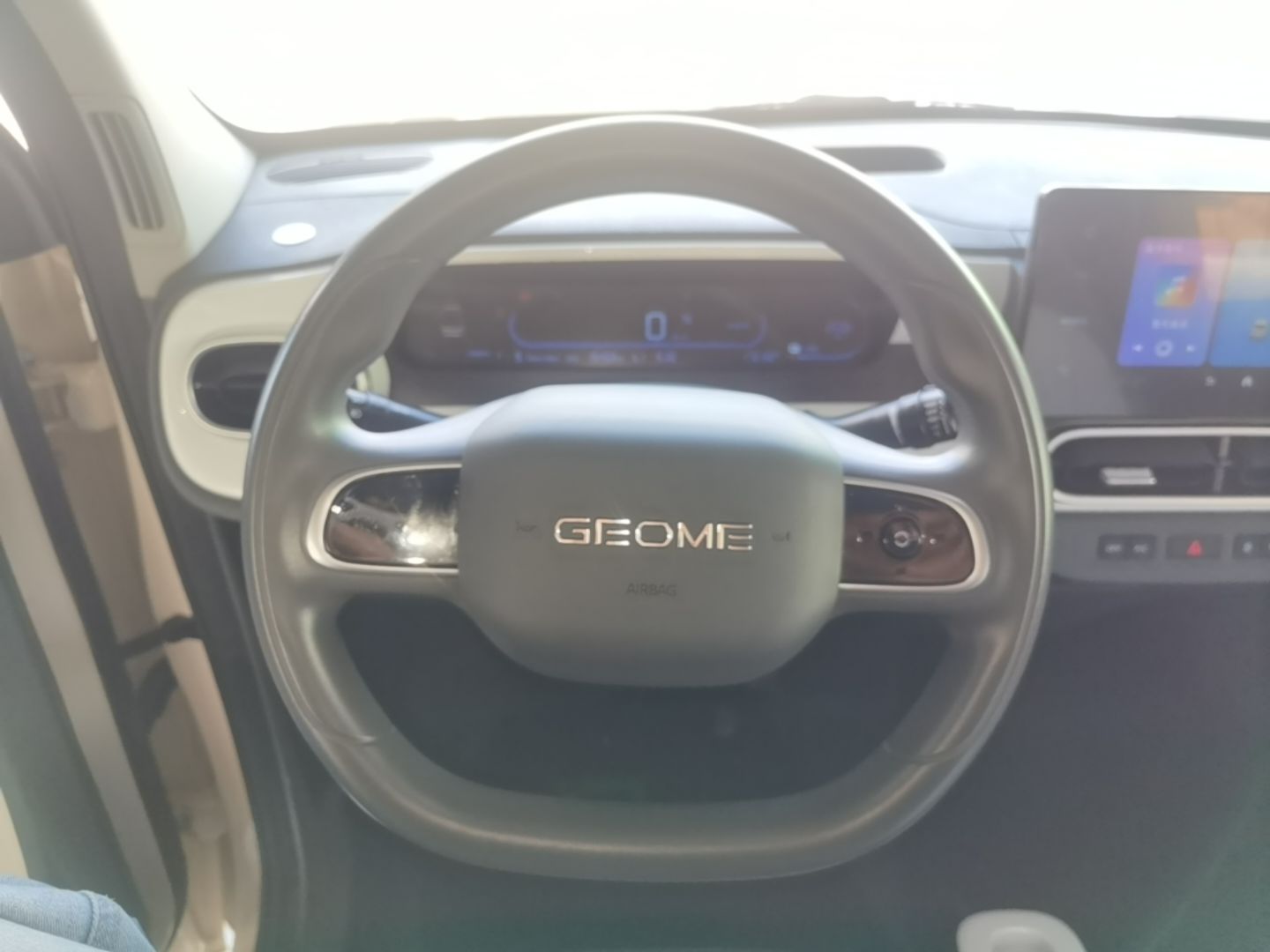 Geely Galaxy Panda 2025 210 km – Yuanqi Bear — снимка 13