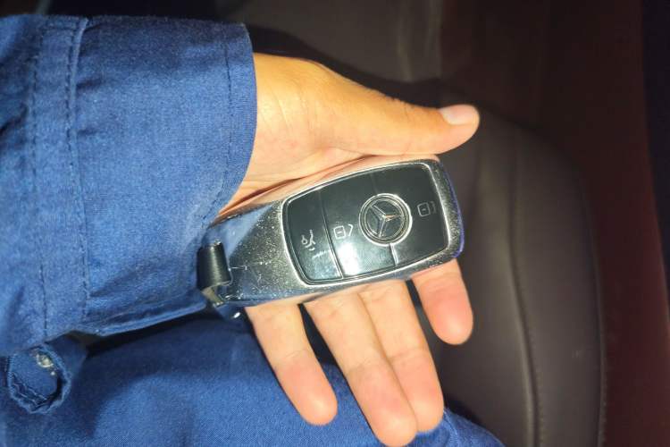 Used Mercedes-Benz GLS 2023 Second Facelift GLS 450 4MATIC Stylish Version
