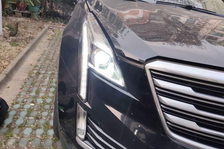 Used Cadillac XT5 2018 25T Luxury Model