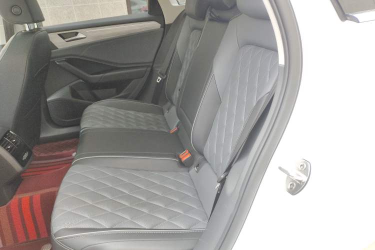 Used Volkswagen Sagitar 2023 300TSI DSG Excellence Edition Left Rear Seat
