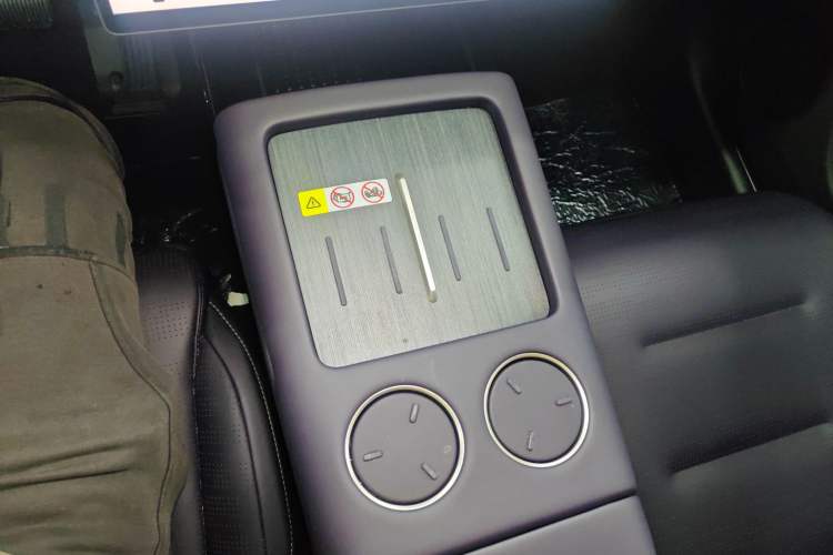 Used Avatr 07 2024 Pro+ All-Electric Version Gear Lever