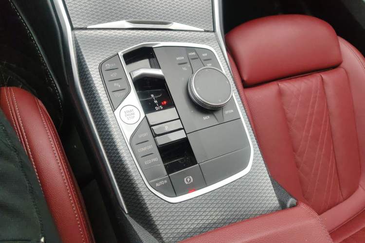 Used BMW 3 Series 2023 325i M Sport Night Edition Package Gear Lever