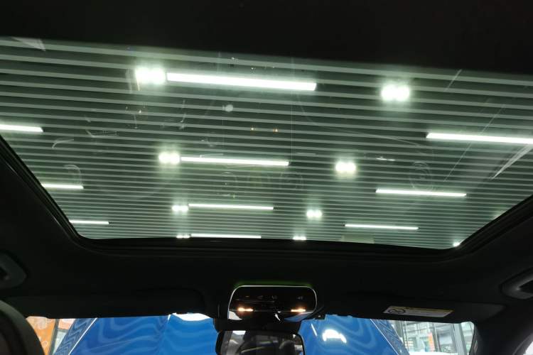 Used Mercedes-Benz C-Class 2022 C 260 L Sport Edition Headliner