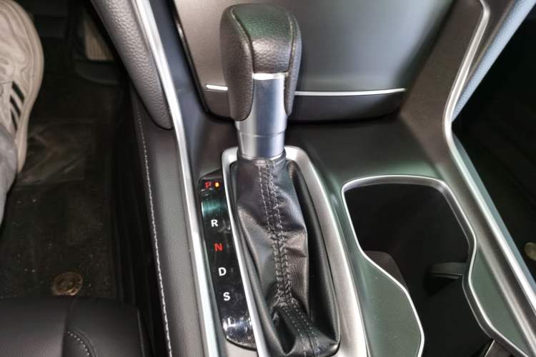 Used Honda Accord 2022 260TURBO Luxury Edition Gear Lever