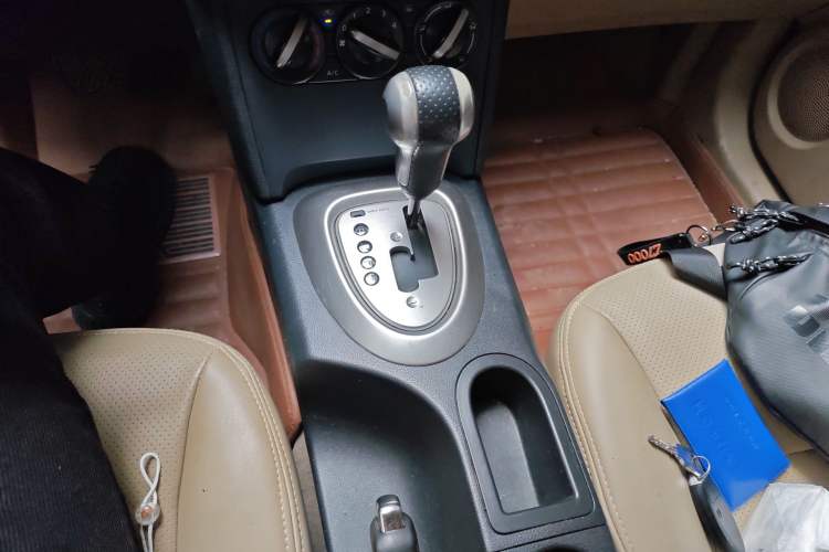 Used Nissan Qashqai 2012 2.0 XL Fire CVT 2WD
