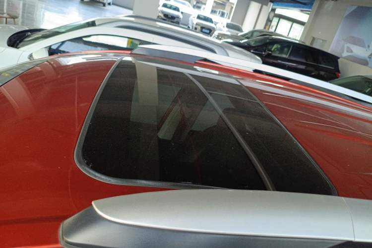 Used Toyota RAV4 2015 2.0L CVT Two-Wheel Drive Fashion Edition