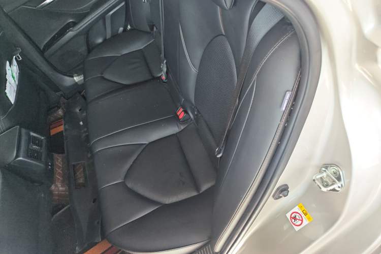 Used Toyota Camry 2018 2.5G Luxury Edition Left Rear Seat
