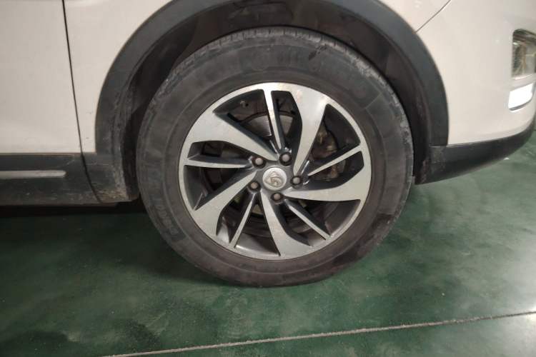 Used Baojun 560 2015 1.8L manual luxury version