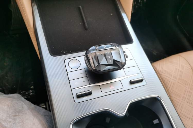 Used BYD Song L DM-i 2024 112 km Leading Edition