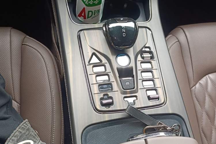 Used BYD Han 2023 DM-i Champion Edition 121KM Prestige Model
