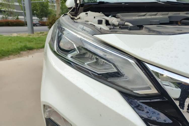 Used Nissan Teana 2019 2.0L XL Upper SmartDrive Version Right Front Headlight