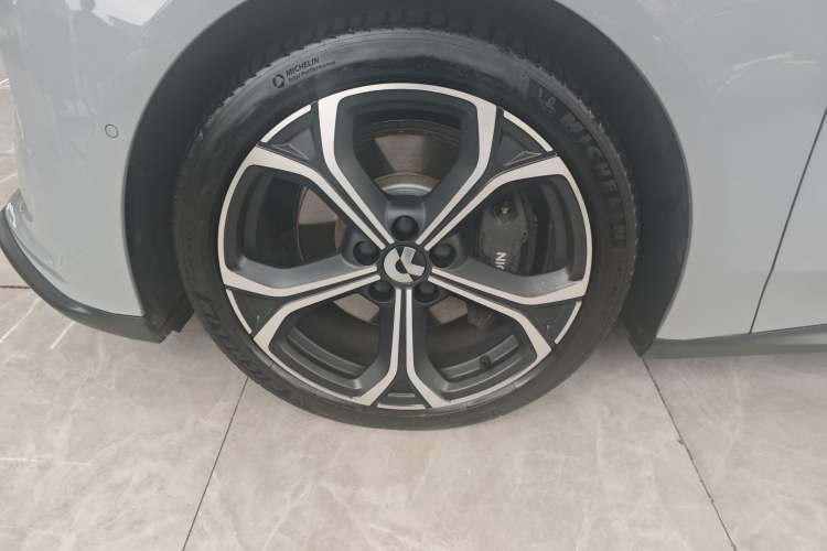 Used Nio ET5T 2024 75kWh Touring Left Front Wheel Hub