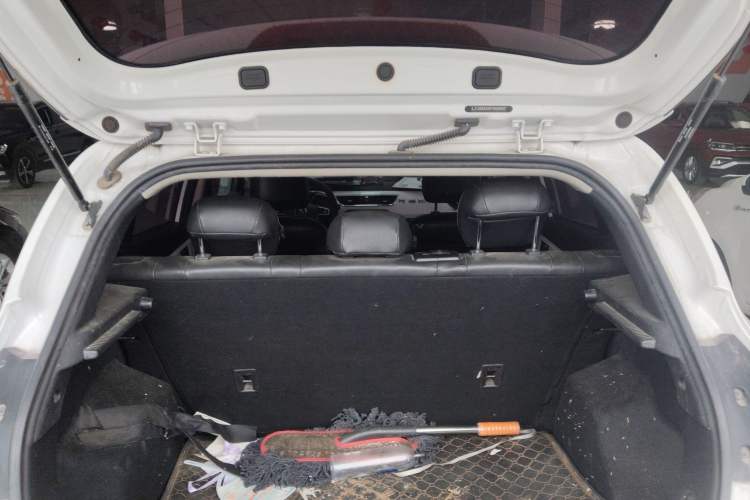 Used JAC Group Refine S2 2015 1.5L Manual Luxury Smart Model
