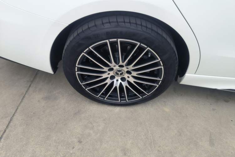 Used Mercedes-Benz C-Class 2025 C 260 L Sport Edition
