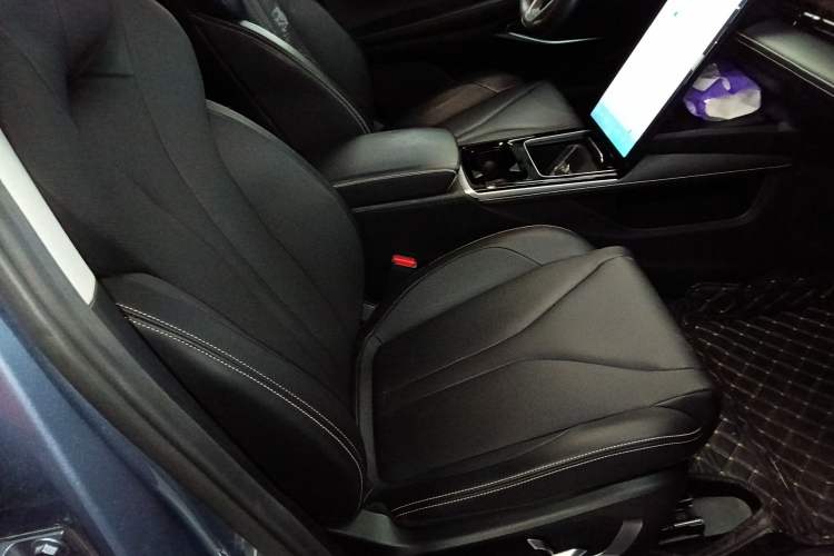 Used XPeng P5 2021 460G Right Front Seat