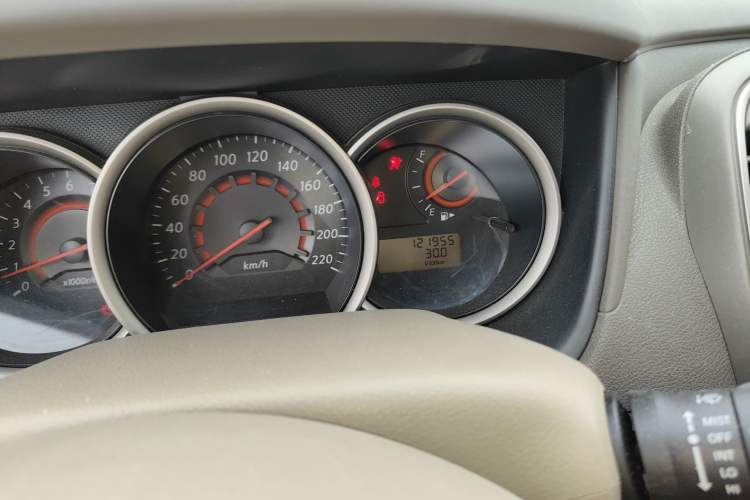 Used Nissan Sylphy 2012 Classic 1.6XE Manual Comfort Edition Odometer Close Up