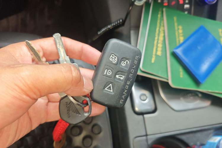 Used Land Rover Discovery 
