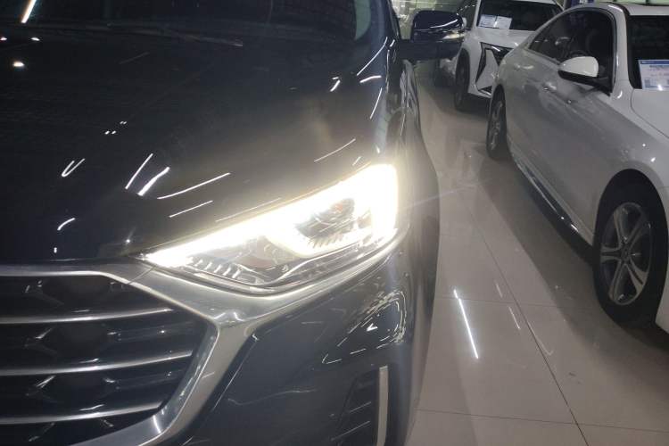 Used Ford Edge 2021 Facelifted PLUS EcoBoost 245 Two-Wheel Drive XLT 7-Seater
