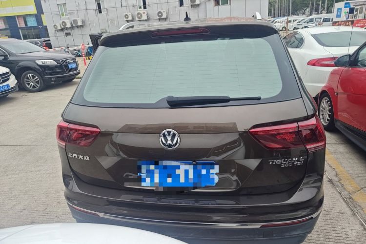 Used Volkswagen Tiguan L 2017 380TSI Automatic All-Wheel-Drive Luxury Edition Rear