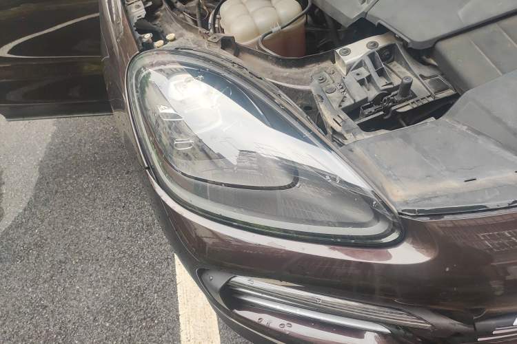 Used Porsche Cayenne 2018 Cayenne 3.0T Right Front Headlight