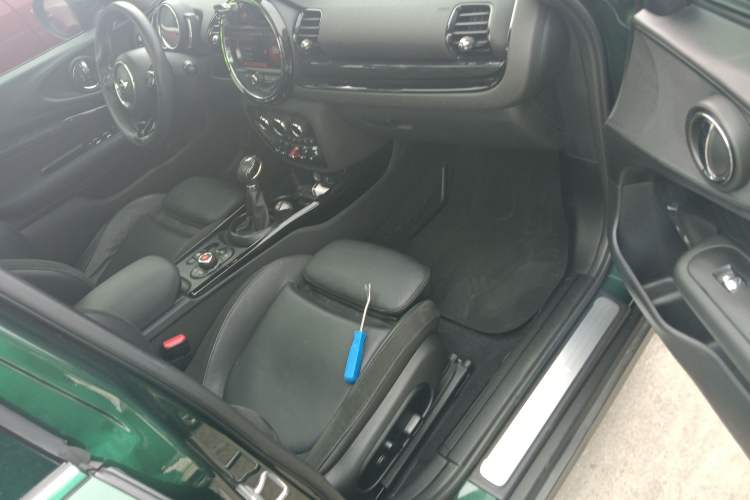 Used MINI Clubman 2018 1.5T COOPER Artist