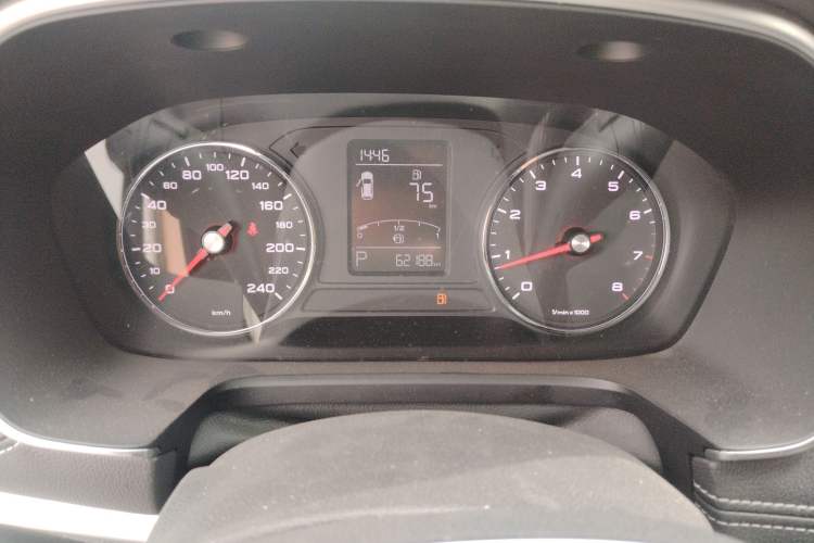 Used Roewe RX5 2018 20T Two-Wheel Drive Automatic Flagship Edition
