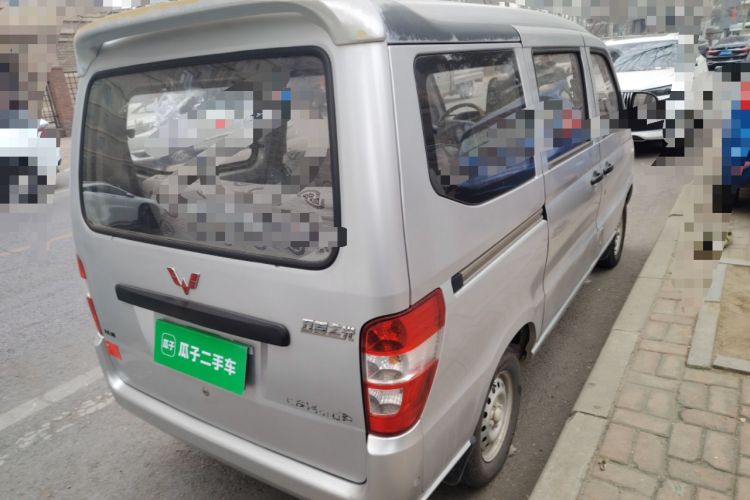 Used Wuling Zhiguang 2010 1.0L New Version Practical Short-Body L2Y