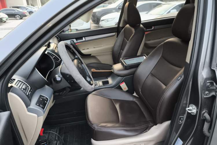 Used Kia Sorento 2013 2.4L 5-Seater Gasoline Comfort Version China IV Standard