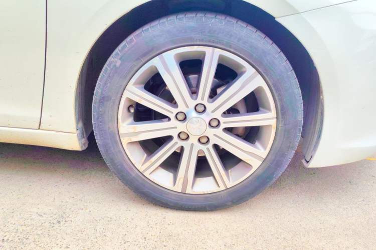 Used Peugeot 408 2014 1.8L Automatic Luxury Edition