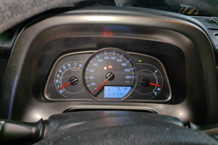 Used Toyota RAV4 2015 2.0L CVT Two-Wheel Drive Fashion Edition Instrument Cluster