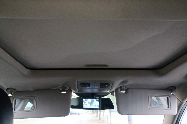 Used Geely Auto GX7 2015 Sports Edition 2.0L Automatic Prestige Model
