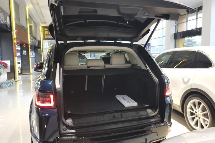 Used Land Rover Range Rover Sport 2022 3.0 L6 Ink Blue Glitter Edition