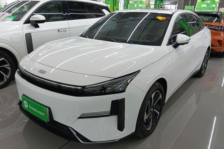 Used Geely Galaxy L6 2024 125km PLUS Dragon Edition