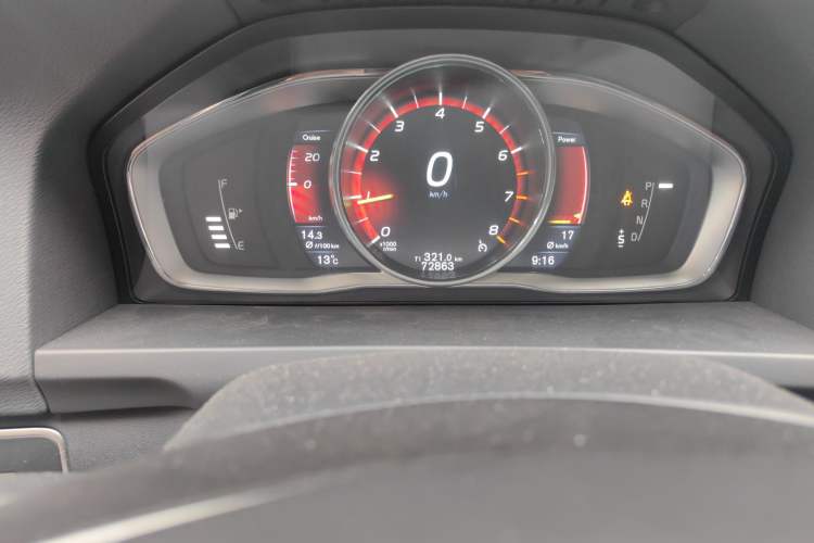 Used Volvo S60 2016 S60L T5 Intelligent Drive Edition Odometer Close Up