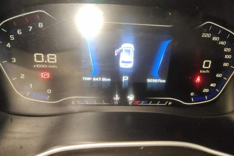 Used Geely Auto Vision X6 2018 1.4T CVT 4G Connected Flagship Edition
